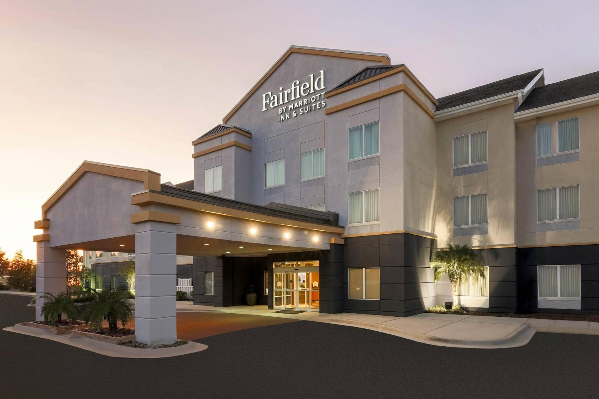 Orient Park Fairfield Inn & Suites Tampa Fairgrounds/Casino מראה חיצוני תמונה