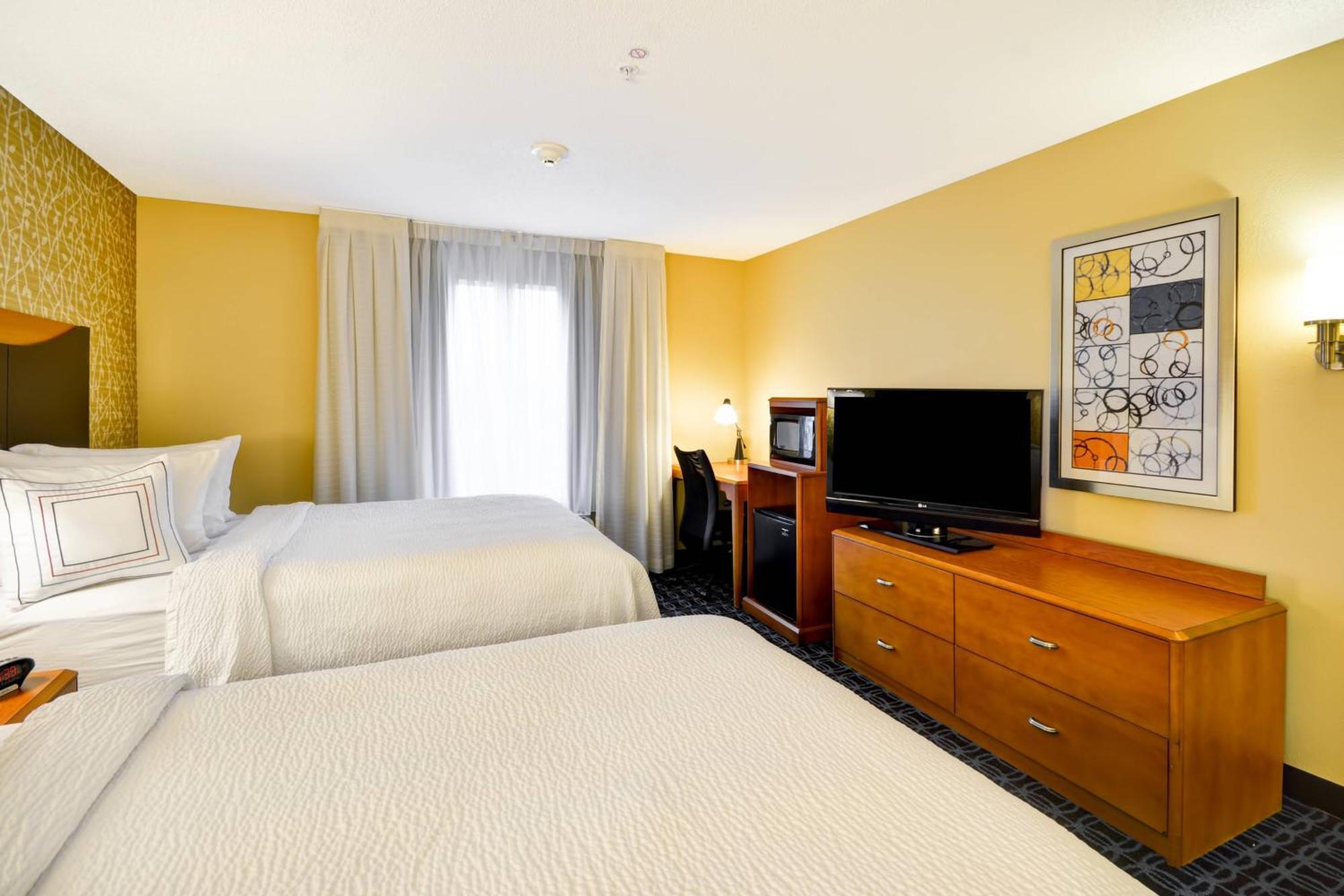Orient Park Fairfield Inn & Suites Tampa Fairgrounds/Casino מראה חיצוני תמונה