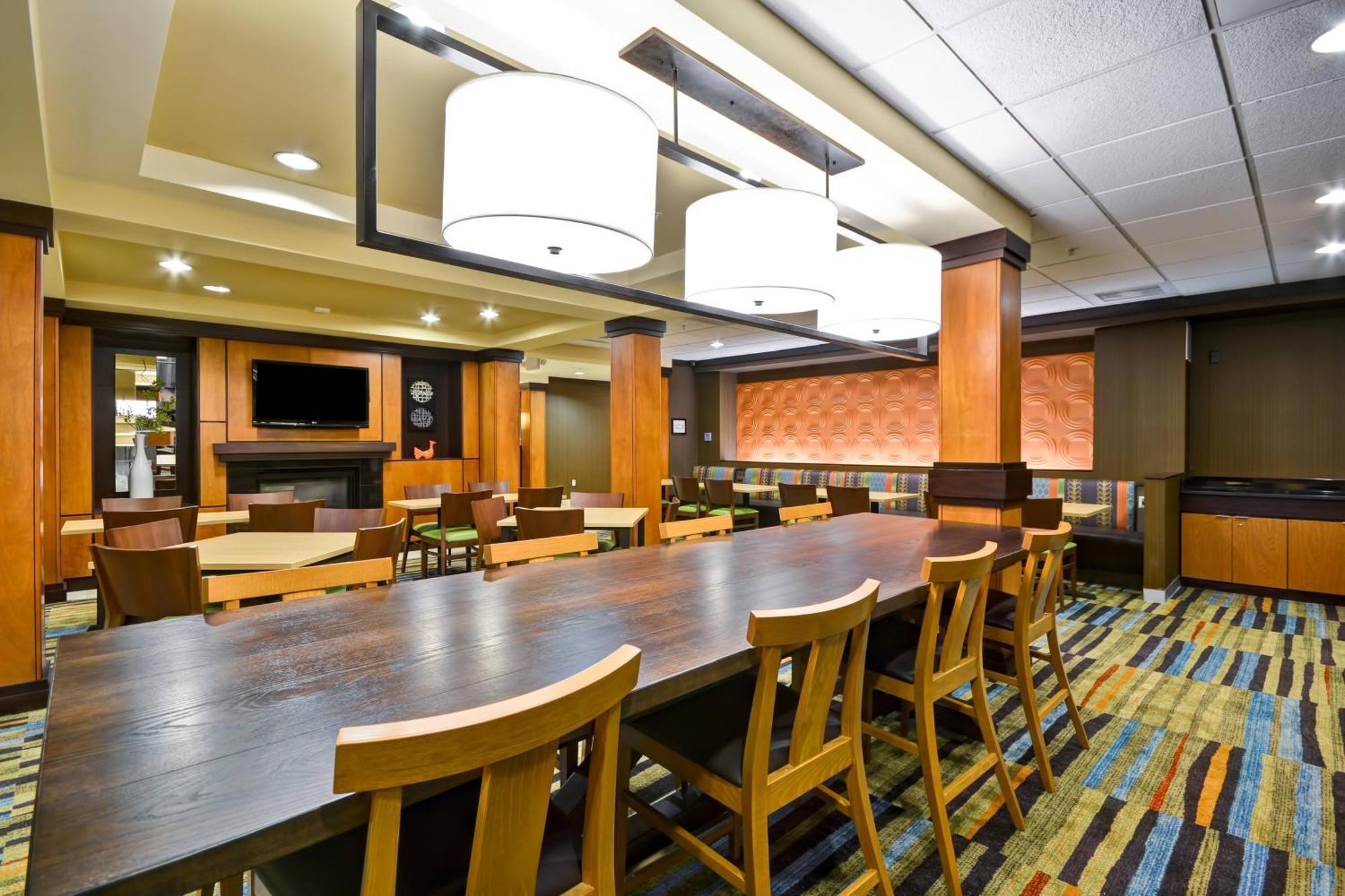 Orient Park Fairfield Inn & Suites Tampa Fairgrounds/Casino מראה חיצוני תמונה