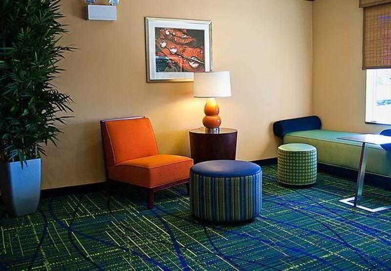Orient Park Fairfield Inn & Suites Tampa Fairgrounds/Casino מראה פנימי תמונה
